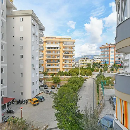 2 Bedroom For Rent In Tosmur, , 500 Meters To The Sea 아파트 알란야