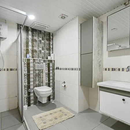 Апартаменты 2 Bedroom For Rent In Tosmur, , 500 Meters To The Sea Алания